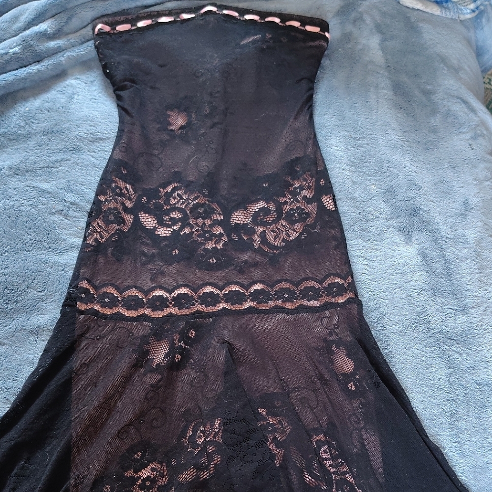 Elegant Black Lace Dress